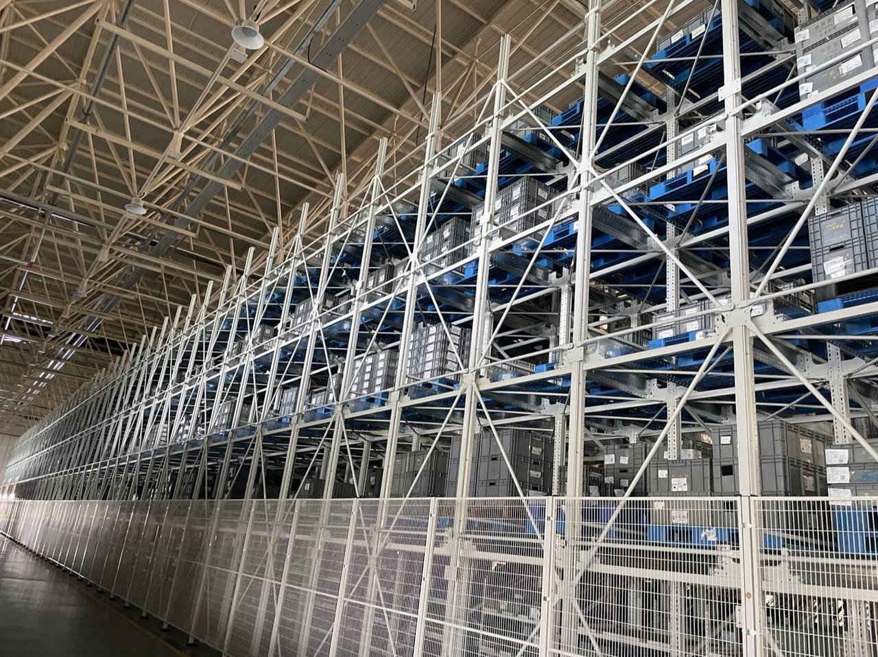 Four-Way Shuttle Racking System