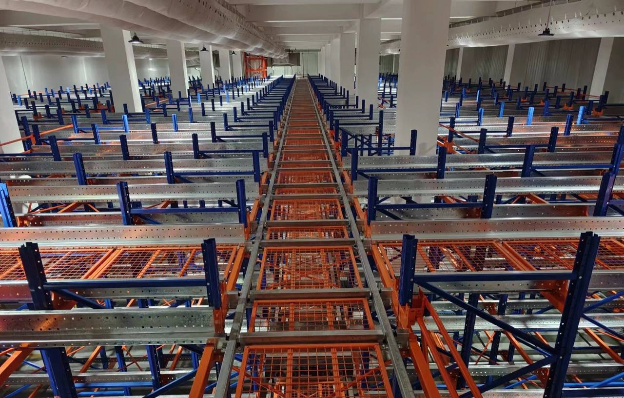 Radio Shuttle Racking